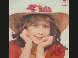 Nilüfer - Dinle Sevgili