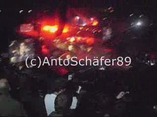 Tokio Hotel @ Milano - Intro + Ubers Ende Der Welt