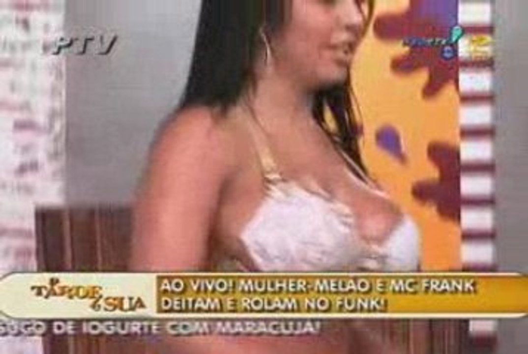 renata_frisson_mulher_melao