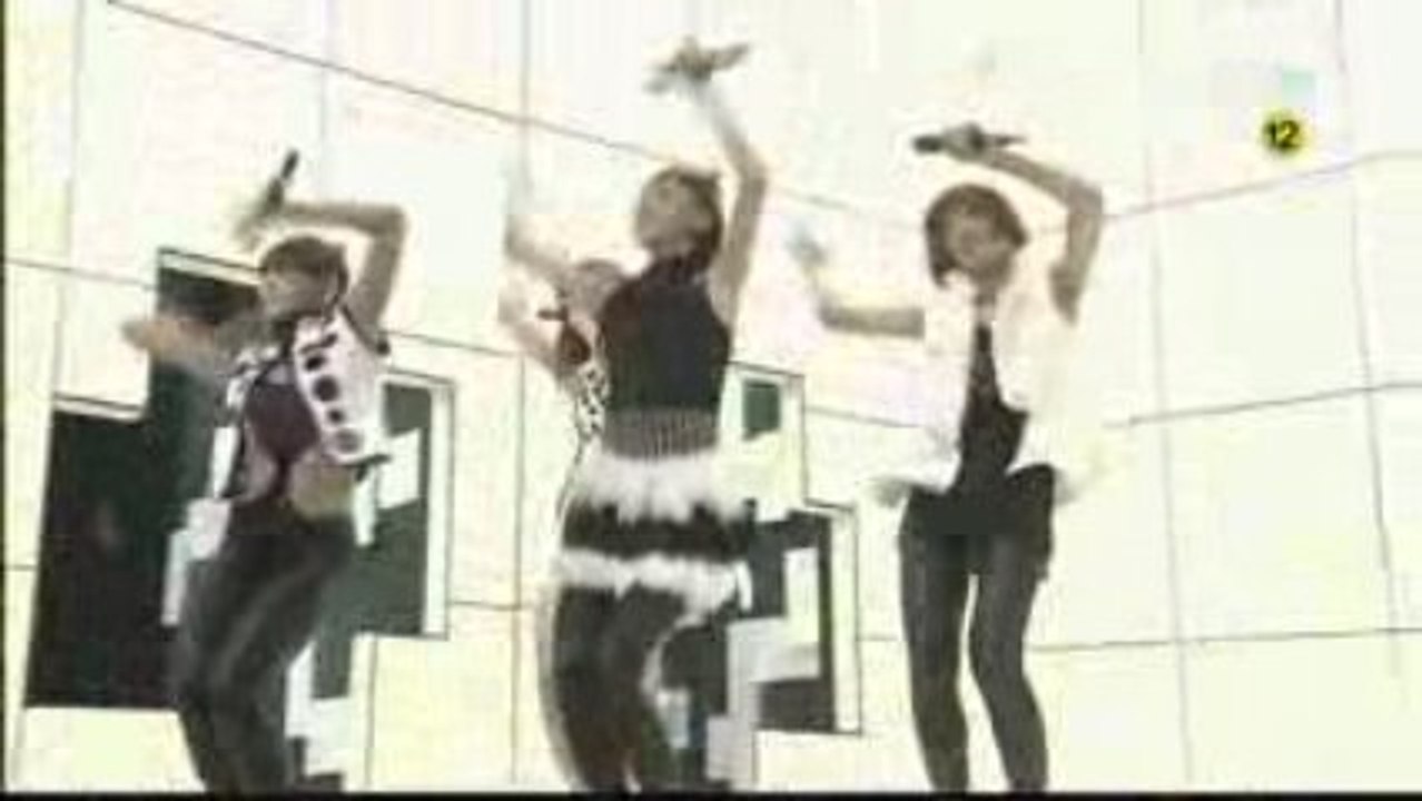 2EN1 - Fire [21.06.09]