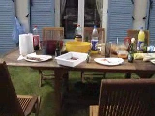 Un berbecue par un bel après midi de Juin