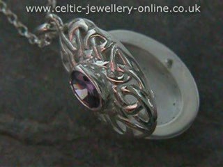 Sterling Silver Celtic Locket DWA289