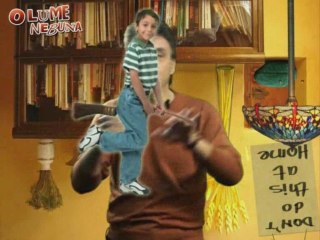 O Lume Nebuna 6, Vibratoare pentru copii