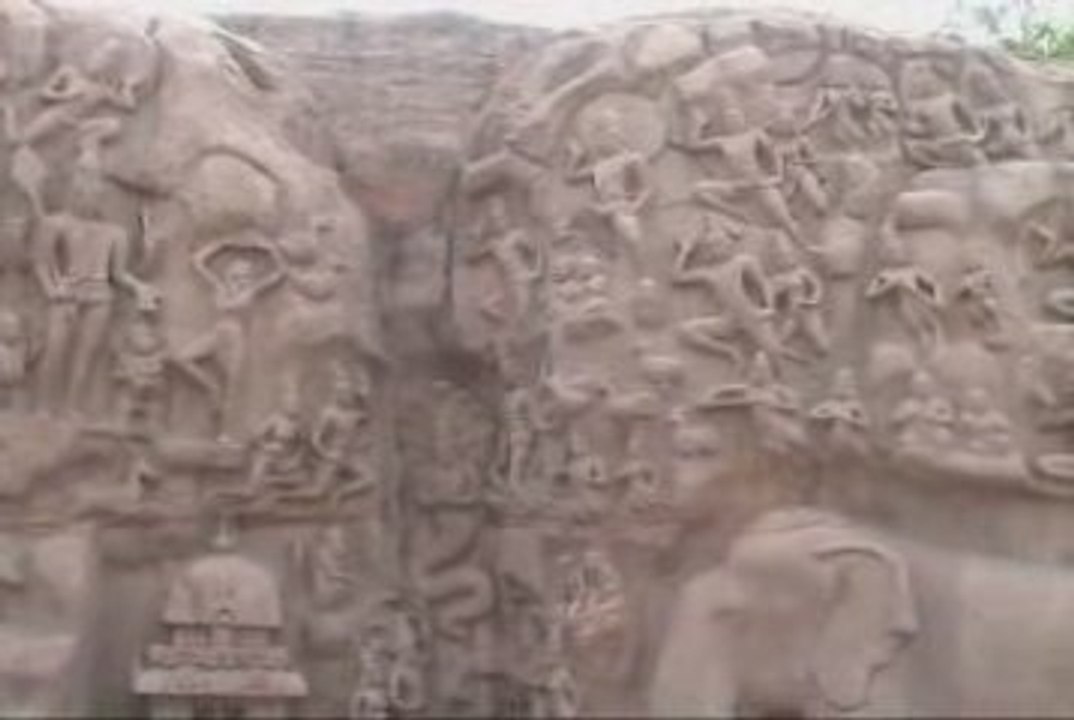 Ascese d'Arjuna - Descente du Gange sur terre