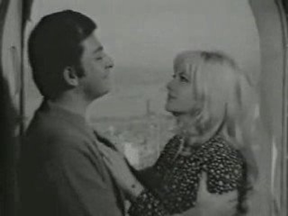 Zeki Müren - Kapanmis Gonul Kapim