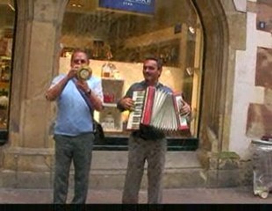 les musiciens du parvis de la cathédrale de Str...