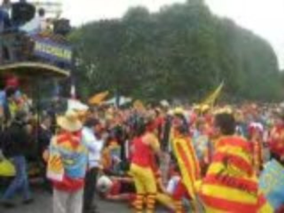 paco chocolatero champs de mars paris tour effeil