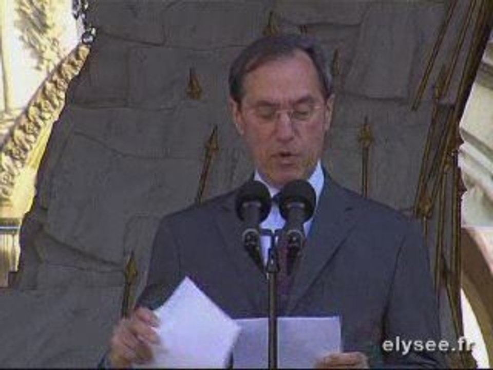 L'annonce du remaniement par Claude Guéant