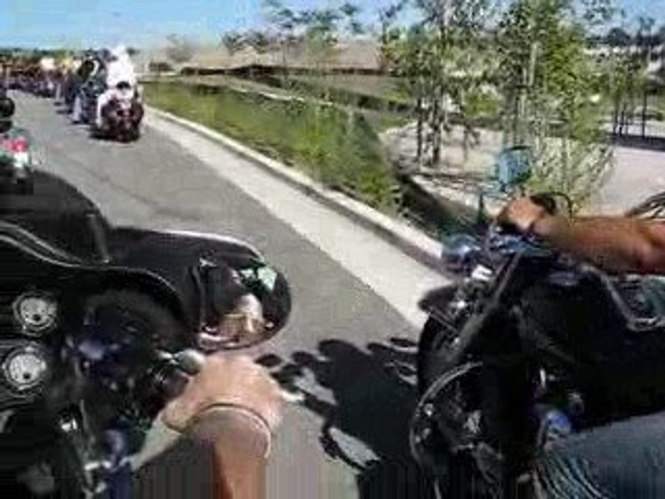 parade harley 105 anniversaire milwaukee aout 2008