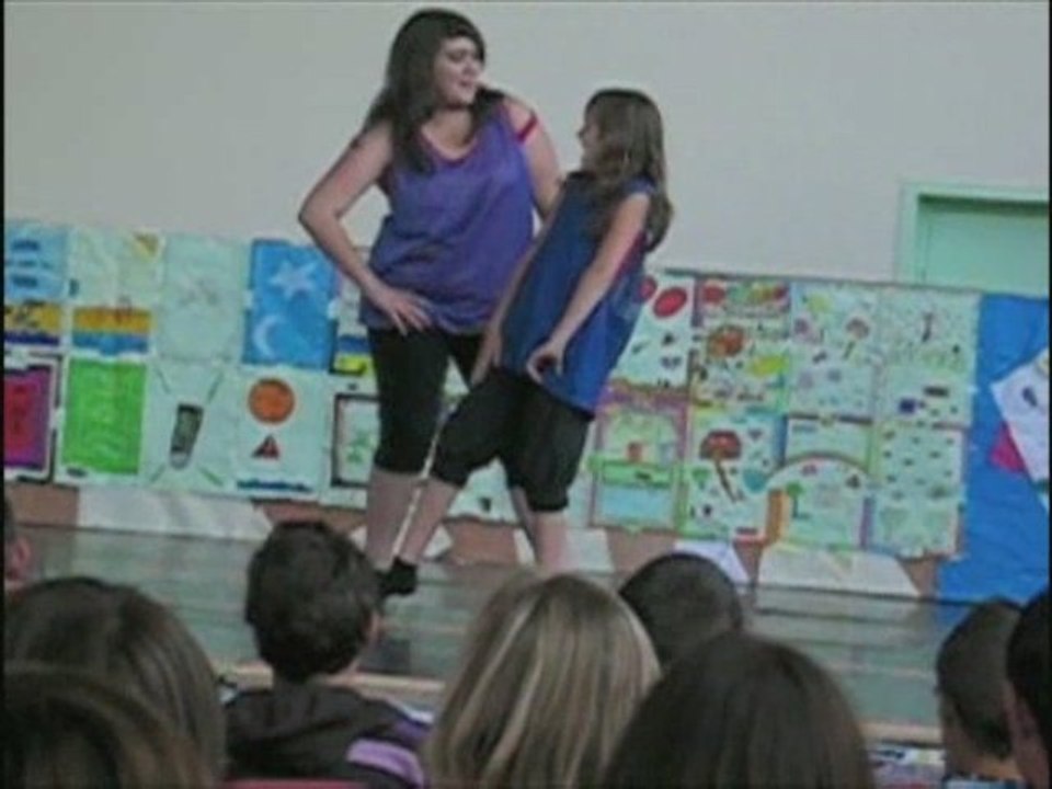 Estrées saint Denis, spectacle au collège Didelet